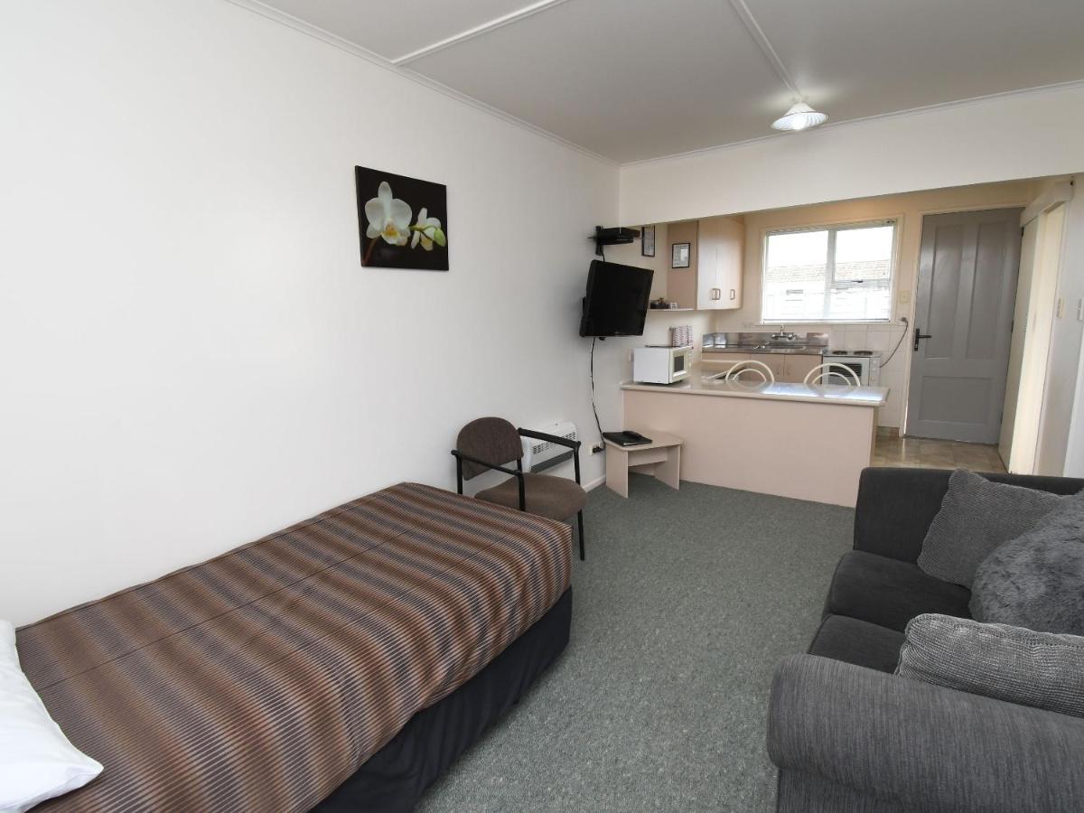 Avon Motel Hawera Esterno foto
