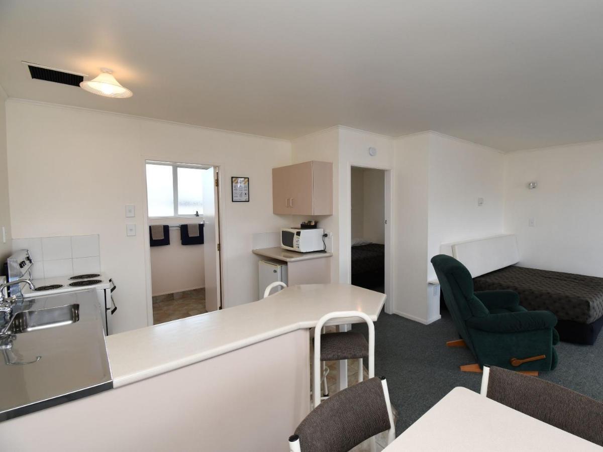 Avon Motel Hawera Esterno foto